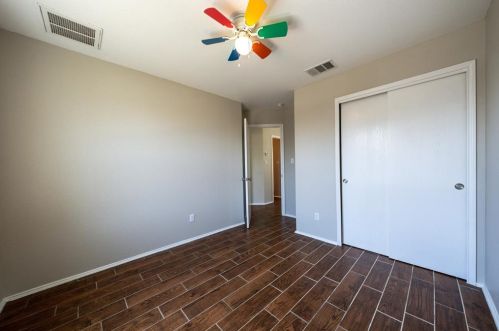 4623 Credo Ln, Austin TX 78725-2928 exterior