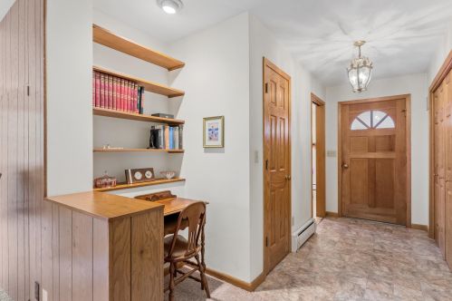 614 34th St, Manitowoc, WI 54220-4315