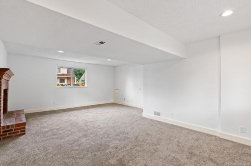 4230 Andes Way, Denver CO 80013-3846 exterior