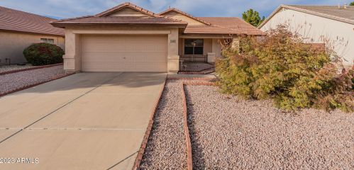 6380 Taro Ln, Glendale, AZ 85308-7124