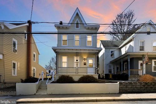 51 Berne St, Schuylkill Haven, PA 17972-2001