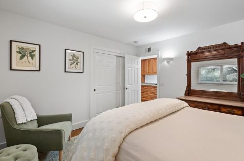 18931 Fernbrook Ct, Saratoga CA  95070-3424 exterior