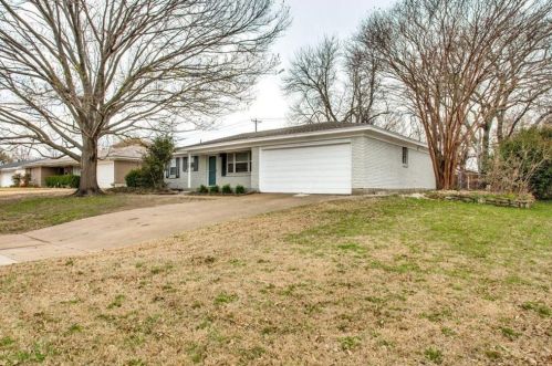 4317 Wedgmont Cir, Fort Worth, TX 76133-2705