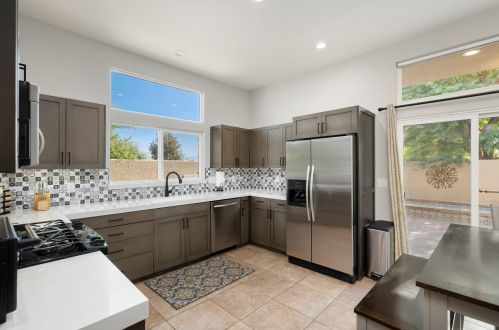 77895 Calle Colima, La Quinta CA  92253-5528 exterior