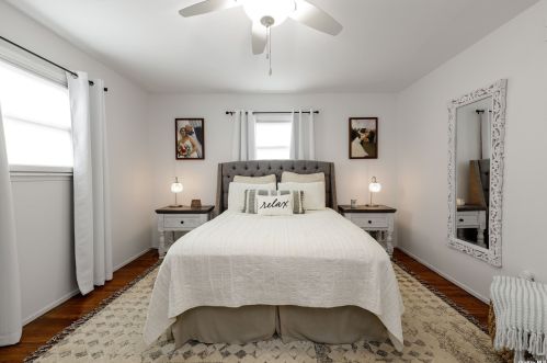 112 Granada Ave, North Lindenhurst NY  11757-6527 exterior
