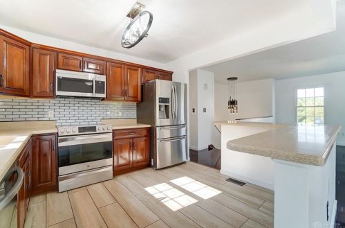 1814 Ashley Dr, Miamisburg OH  45342-3509 exterior
