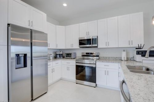 3065 5th Pl, Cape Coral FL  33904-3412 exterior