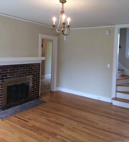 19 Grandview Ave, Pleasantville NY  10570-2032 exterior