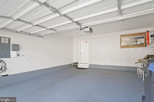 15 Brattleboro Rd, Swedesboro NJ  08085-2515 exterior