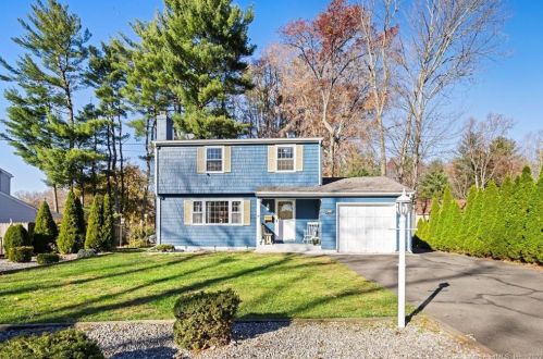 542 Forest St, Hartford, CT 06118-2035