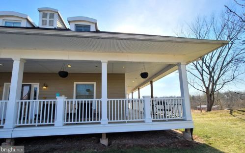 2128 Bustard Rd, Lansdale PA  19446-5702 exterior