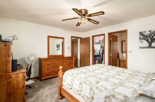 391 Waverly Ave, Washington Ch OH  43160-2464 exterior