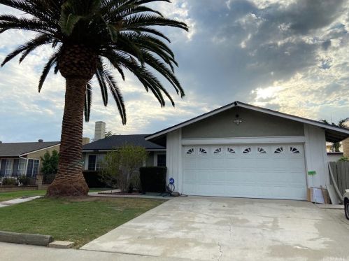421 Addleman Ave, West Covina, CA 91792-2824