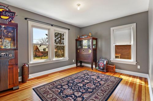 4026 7 Ave, Kenosha WI 53140-5534 exterior