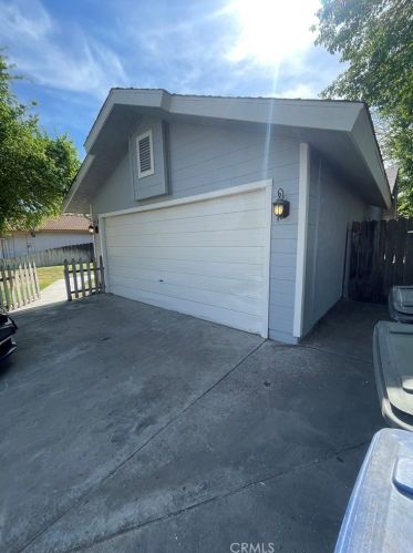 6565 Tracy Ave, Fresno CA  93722-2903 exterior