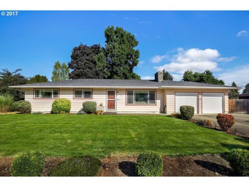 850 Territorial Rd, Barlow, OR 97013-9136