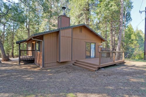 3814 Gold Ridge Trl, Pacific House CA  95726-9740 exterior