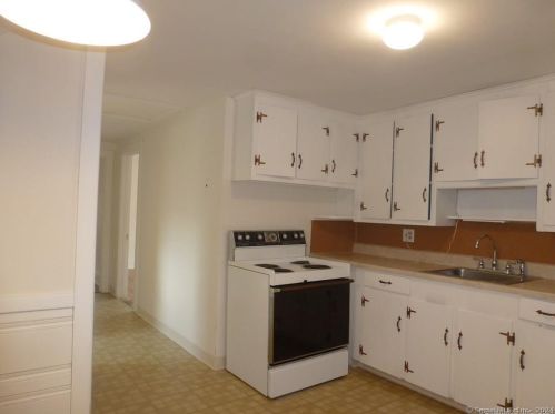 777 Farmington Ave, Hartford CT  06119-1613 exterior