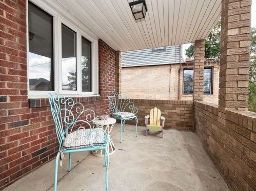 329 Questend Ave, Pittsburgh, PA 15228-2413