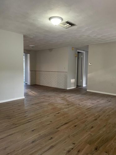 2912 Puma Dr, Tarpon Springs FL  34690-2913 exterior