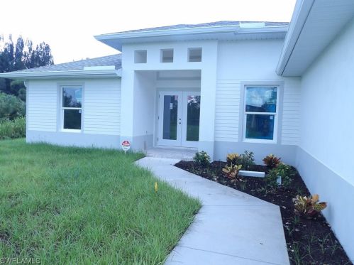 2504 11th St, Lehigh Acres, FL 33936-0961