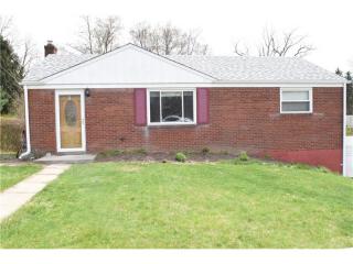 4 Oval Pl, Moon Twp, PA 15108-3738