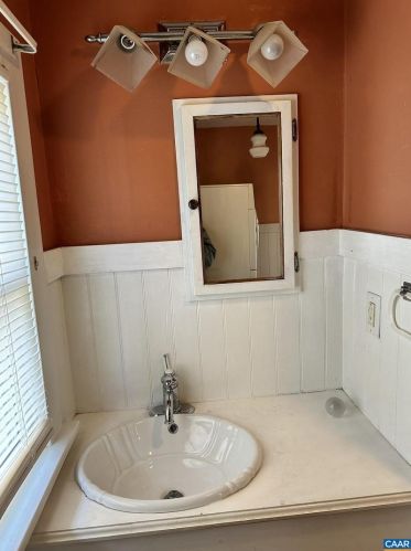 165 Barbour St, Madison Mills VA  22960-1306 exterior