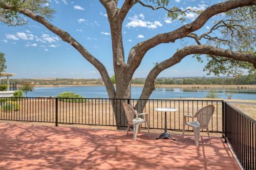 6541 Chesbro Cir, Rancho Murieta CA  95683-9235 exterior