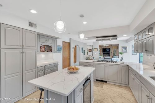 1808 Murray Dr, Belmar NJ  07719-9512 exterior