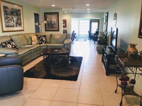 4941 Dovewood Rd, Boynton Beach, FL 33436-4049