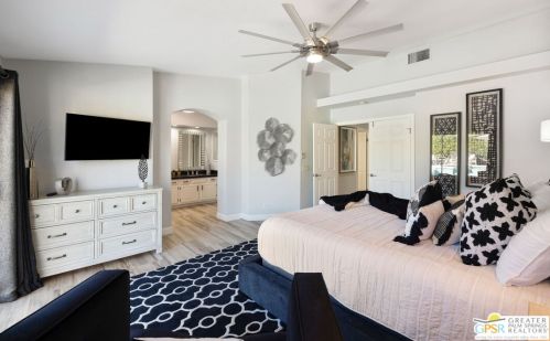 78720 Avenida La Fonda, La Quinta CA  92253-2805 exterior