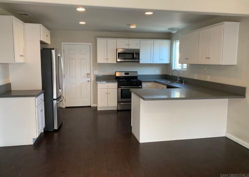 1569 Hermes St, San Diego, CA 92154-2724