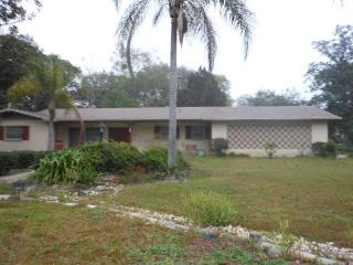 607 Mcdonald Ave, Deland, FL 32724-3679