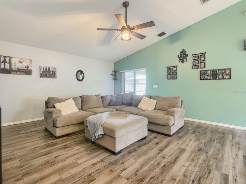 1928 Bretton Ridge Dr, Winter Haven, FL 33884-1176