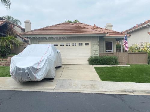 1989 Elm Ridge Dr, Vista, CA 92081-7354
