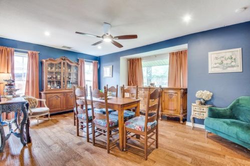 2518 Bridal Wreath Ln, Dallas TX  75233-3304 exterior