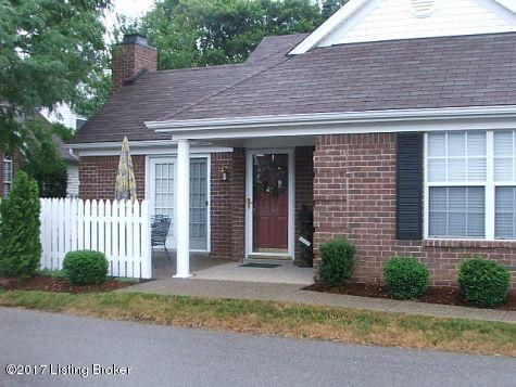 8406 Fox Pointe Pl, Louisville, KY 40242-4507