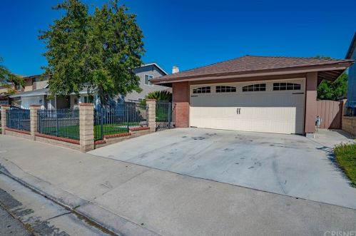 27567 Caraway Ln, Santa Clarita, CA 91350-1720