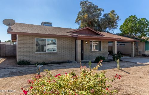 2953 Bluefield Ave, Phoenix AZ 85032-1441 exterior