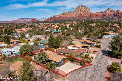 35 Bonita Ln, Sedona AZ 86336-5455 exterior