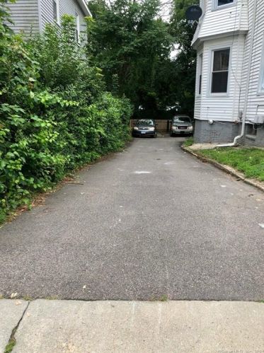 39 Terrace Ave, United States Coast Guard Ac CT  06320-5833 exterior