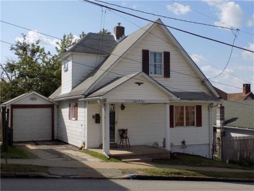804 Hancock Ave, Vandergrift PA  15690-1337 exterior