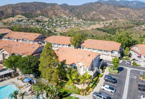 18950 Canyon Hill Dr, Trabuco Canyon, CA 92679-1073