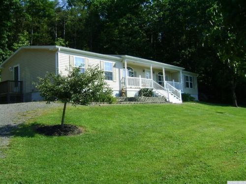 2704 Old Kings Rd, Cementon, NY 12414-5426