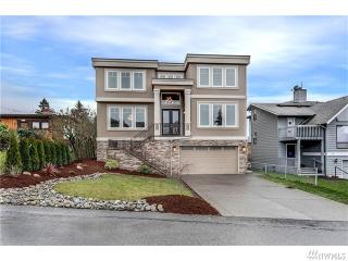 1119 33rd St, Seattle WA  98056-1945 exterior