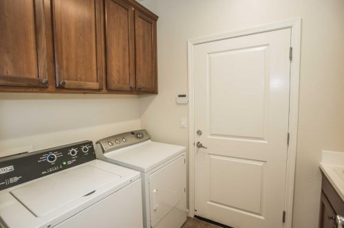 9950 Kennet Way, Elk Grove CA  95757-5118 exterior