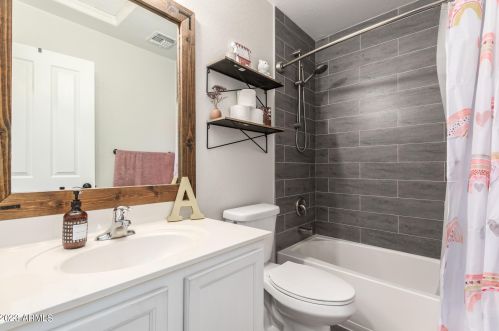 13926 Mauna Loa Ln, Sun City AZ  85379-8672 exterior