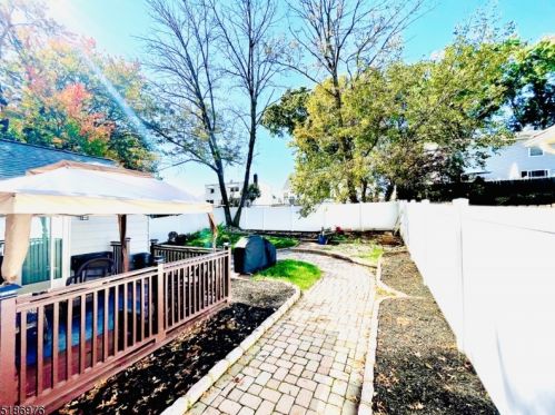 74 Richmond Ter, Rahway NJ  07065-1514 exterior