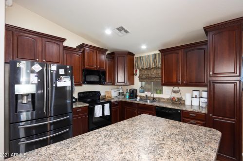 36970 Leonessa Ave, Maricopa, AZ 85138-4977