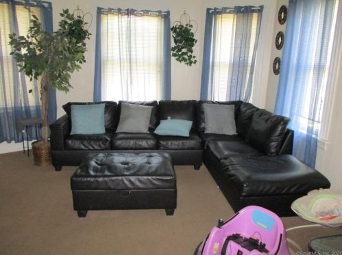 309 Cooke St, Waterbury, CT 06710-1727